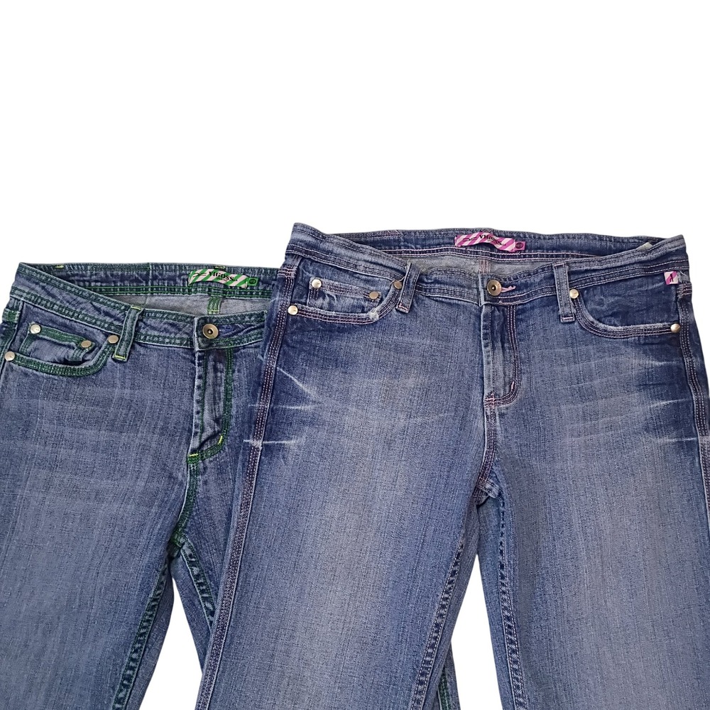 Lot of 2 Vigoss Jeans Womens 11/12 Capri Blue Denim Green/Pink Stitch Cropped